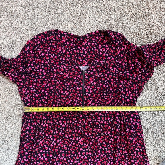 TORRID‎ Red Heart Pattern Tied Empire Waist Tunic Dress Zipper Detail Plus Sz 4X - Picture 15 of 15